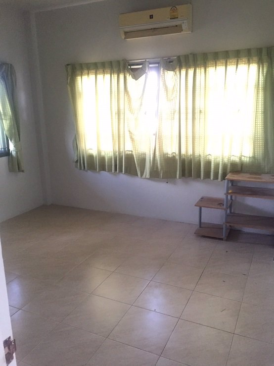 ขายบ้านเดี่ยวชั้นเดียว-50ตรวหมู่บ้านแมกไม้แหลมฉบัง2-ทุ่งกราด-บางละมุง-ชลบุรี-เจ้าของขายเองต่อรองได้