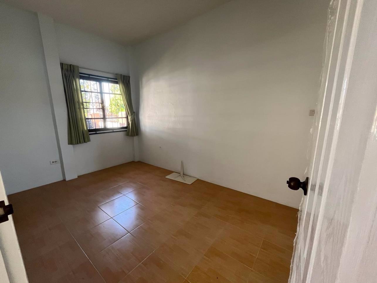 ขายบ้านเดี่ยวชั้นเดียว-50-ตรว-รีโนเวทใหม่ทั้งหลัง‼️-หมู่บ้านแมกไม้แหลมฉบัง2-ทุ่งกราด-บางละมุง