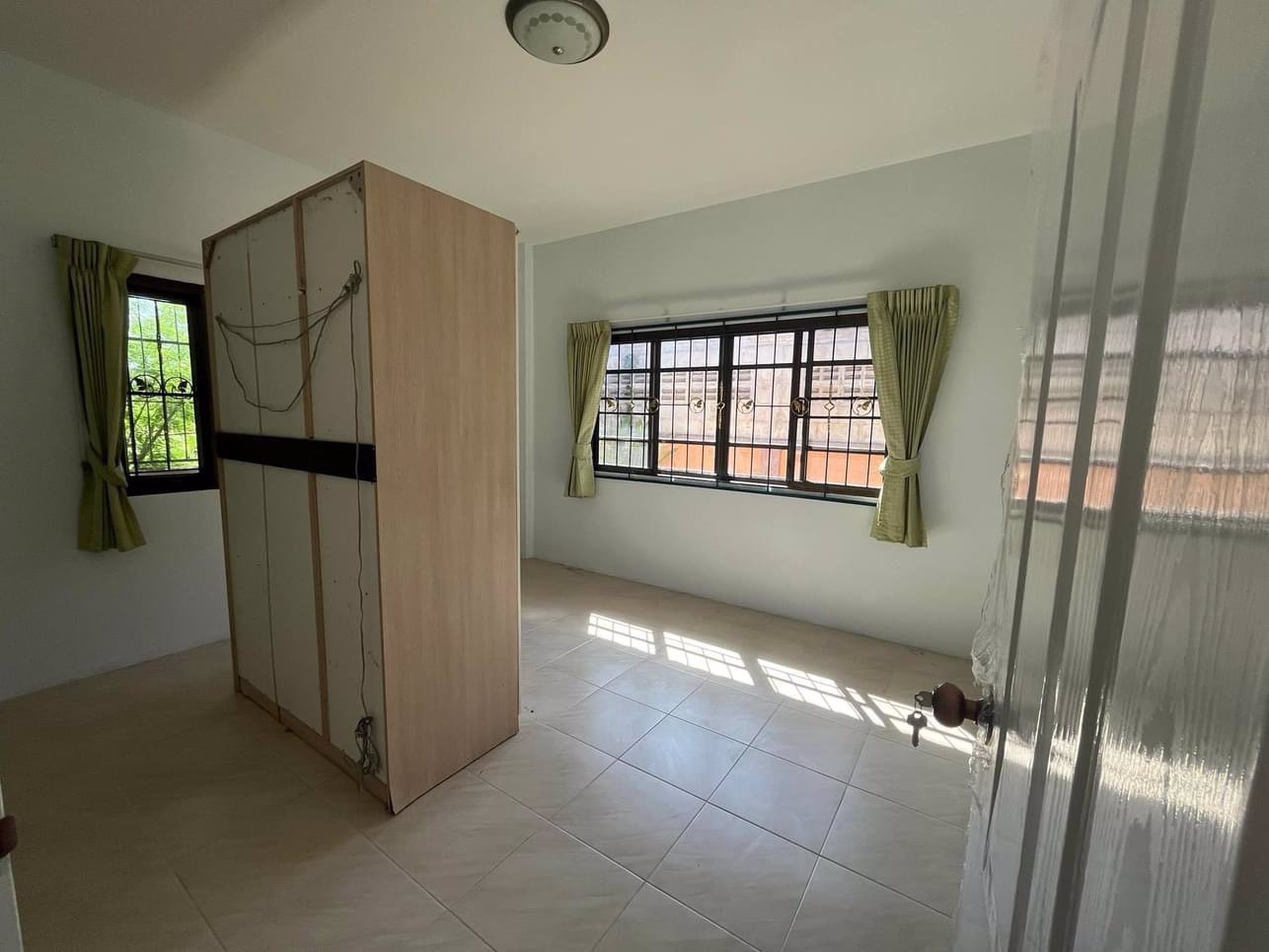 ขายบ้านเดี่ยวชั้นเดียว-50-ตรว-รีโนเวทใหม่ทั้งหลัง‼️-หมู่บ้านแมกไม้แหลมฉบัง2-ทุ่งกราด-บางละมุง