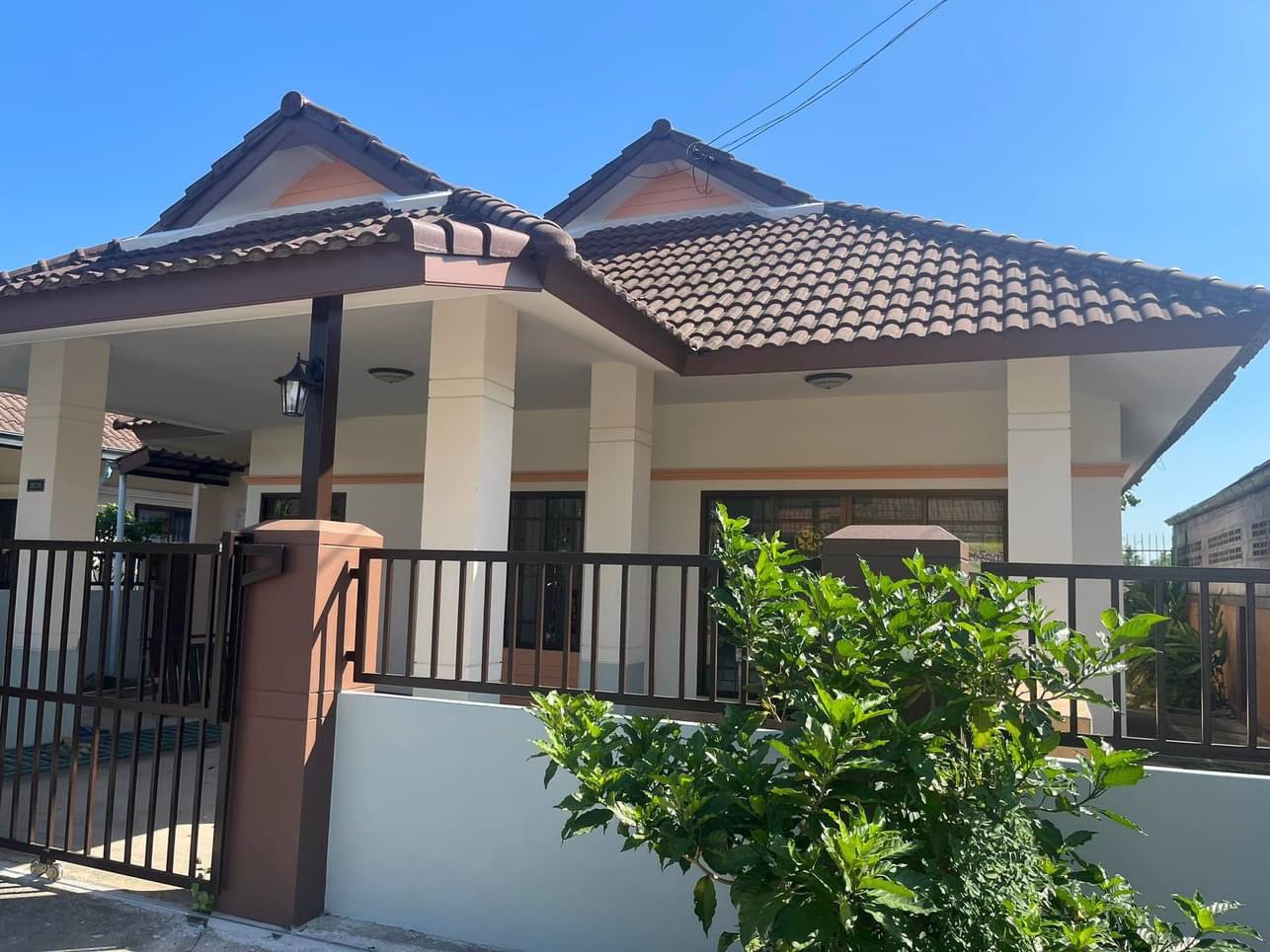 ขายบ้านเดี่ยวชั้นเดียว-50-ตรว-รีโนเวทใหม่ทั้งหลัง‼️-หมู่บ้านแมกไม้แหลมฉบัง2-ทุ่งกราด-บางละมุง