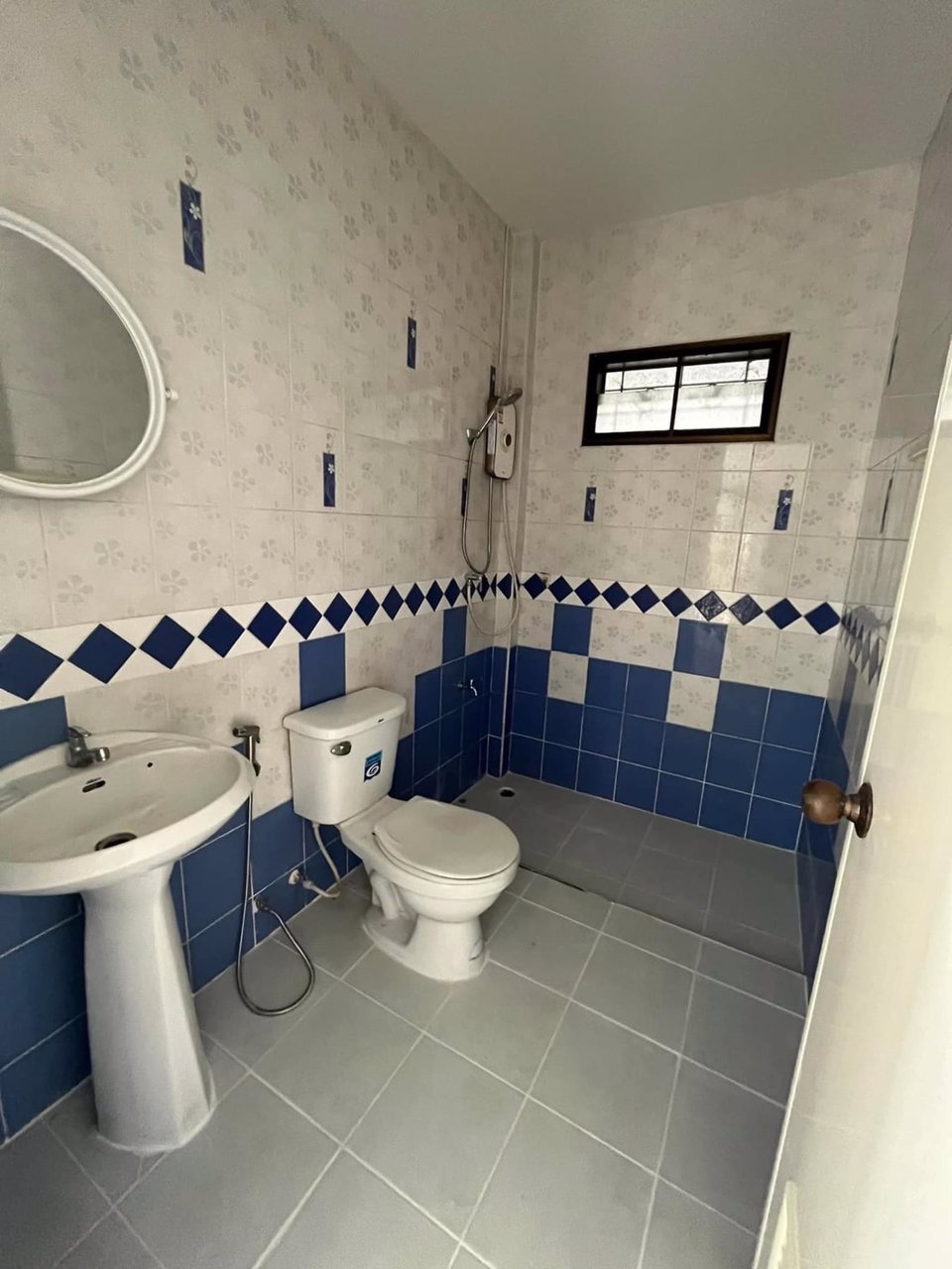 ขายบ้านเดี่ยวชั้นเดียว-50-ตรว-รีโนเวทใหม่ทั้งหลัง‼️-หมู่บ้านแมกไม้แหลมฉบัง2-ทุ่งกราด-บางละมุง