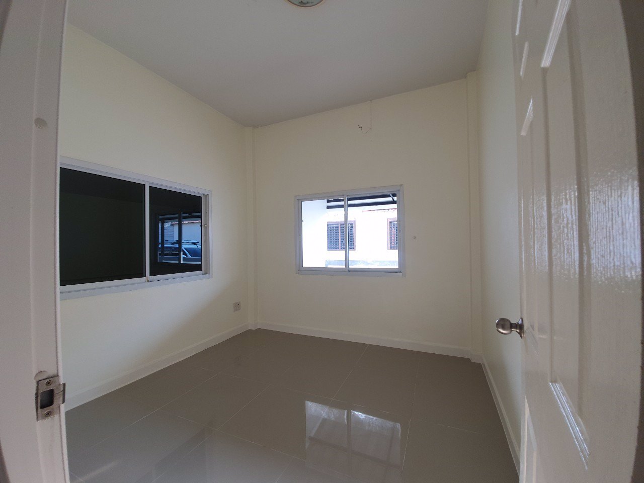 ขายทาวน์เฮ้าส์-มธนาวิลล่า-บ้านกรด-บางปะอิน-หลัง-big-c-อยุธยา-หลังมุม-28-ตรว-สวย-สภาพดี-พร้อม