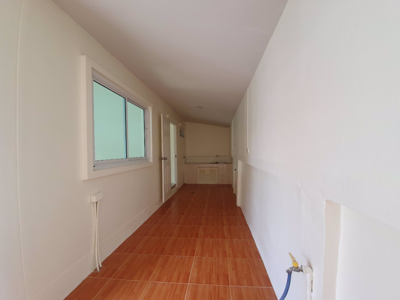 ขายทาวน์เฮ้าส์-มธนาวิลล่า-บ้านกรด-บางปะอิน-หลัง-big-c-อยุธยา-หลังมุม-28-ตรว-สวย-สภาพดี-พร้อม