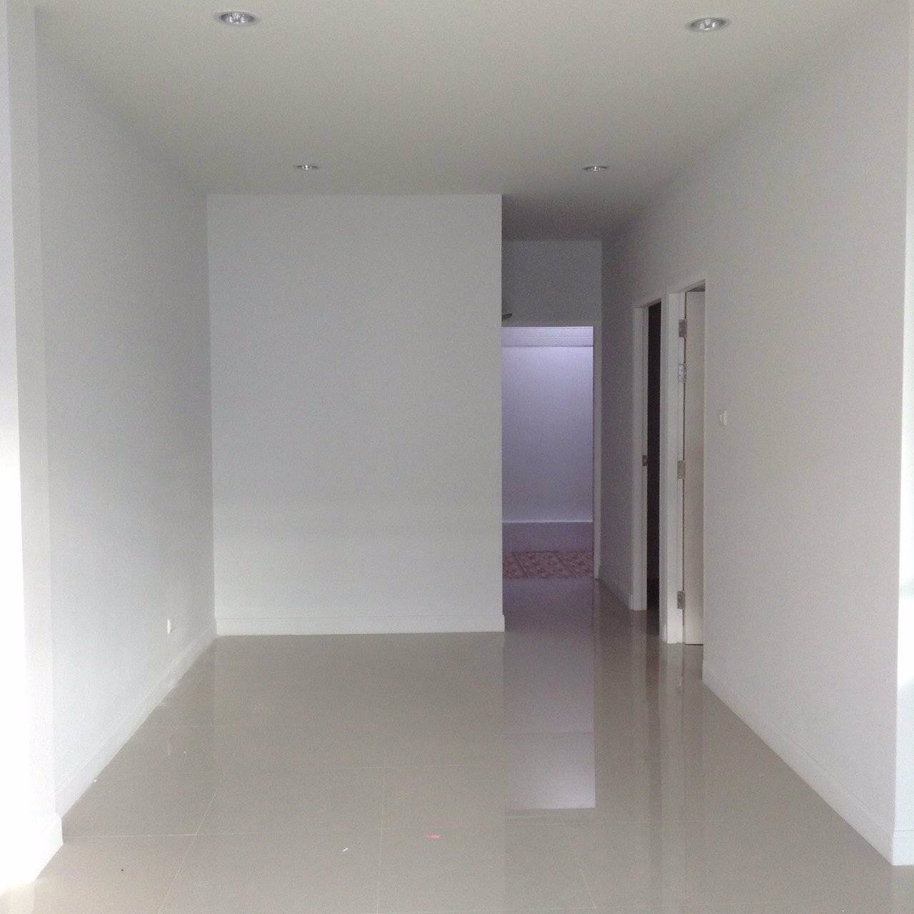 ทาวน์เฮ้าส์ให้เช่า-รบกวนอ่านก่อนถาม-