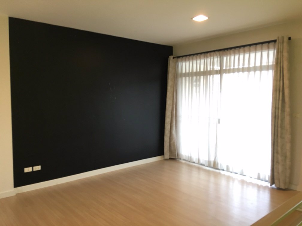 ทาวน์โฮม-3-ชั้น-ติดถนน-เทพารักษ์-โครงการ-หมู่บ้านบ้านใหม่-เทพารักษ์-วงแหวน-land-house-สไตล์