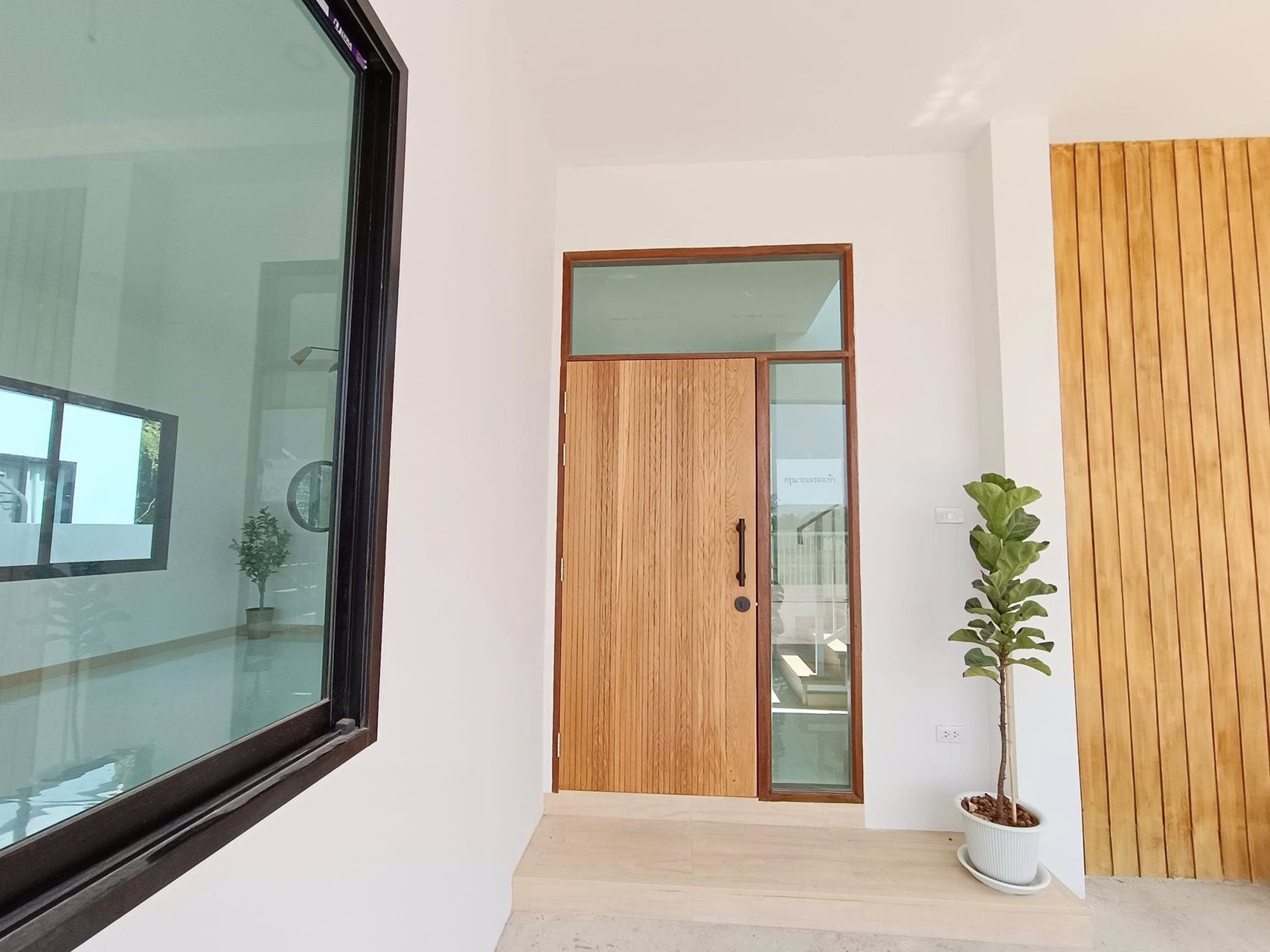 บ้านหลังใหญ่-2-ชั้น-ขนาด-4-ห้องนอน-3ห้องน้ำ-minimal-nordic-style