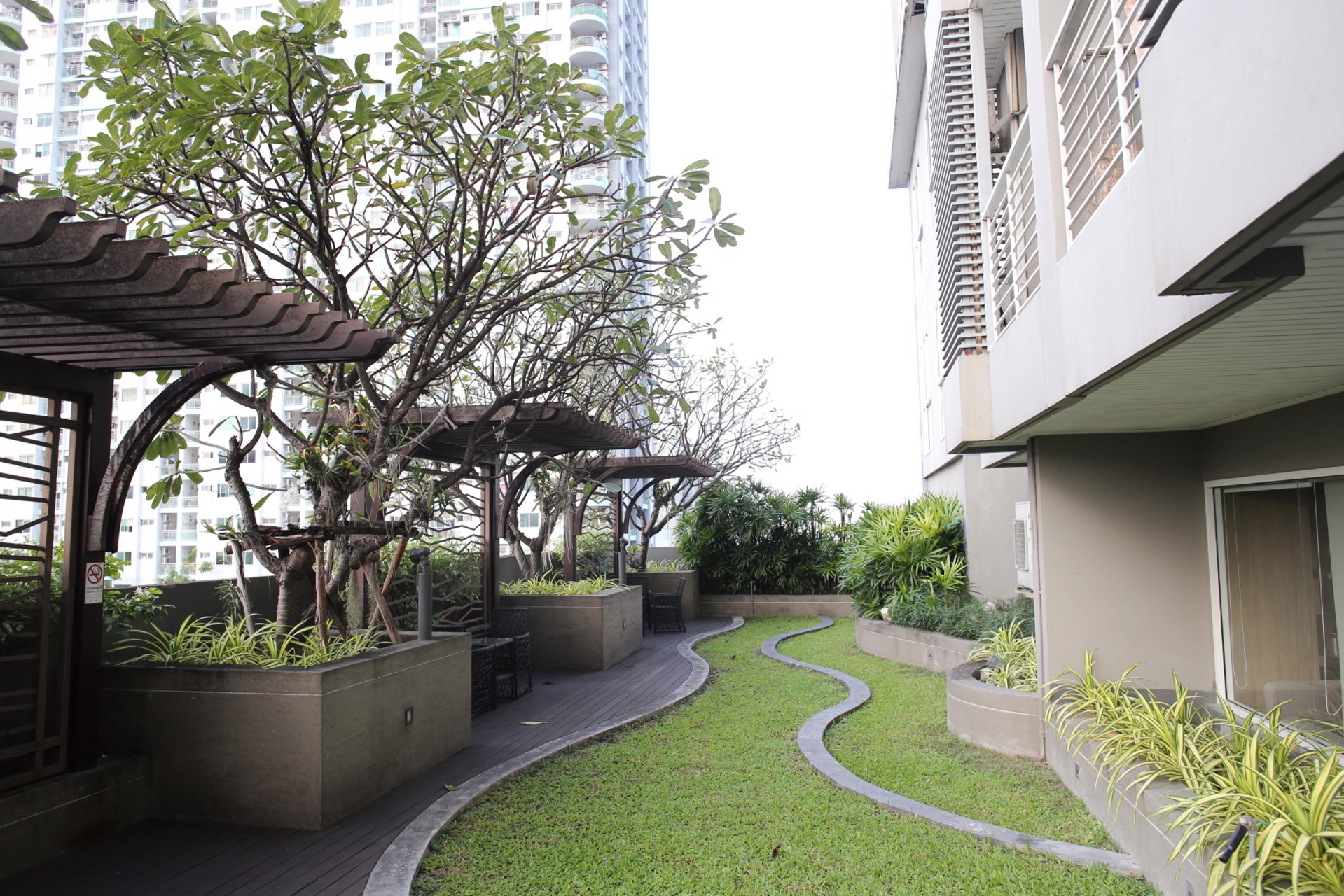 1-br-for-rent-the-mark-ratchada-airport-link-เดอะมาร์ค-รัชดา-34sqm-fully-furnished-near-arl-mrt-