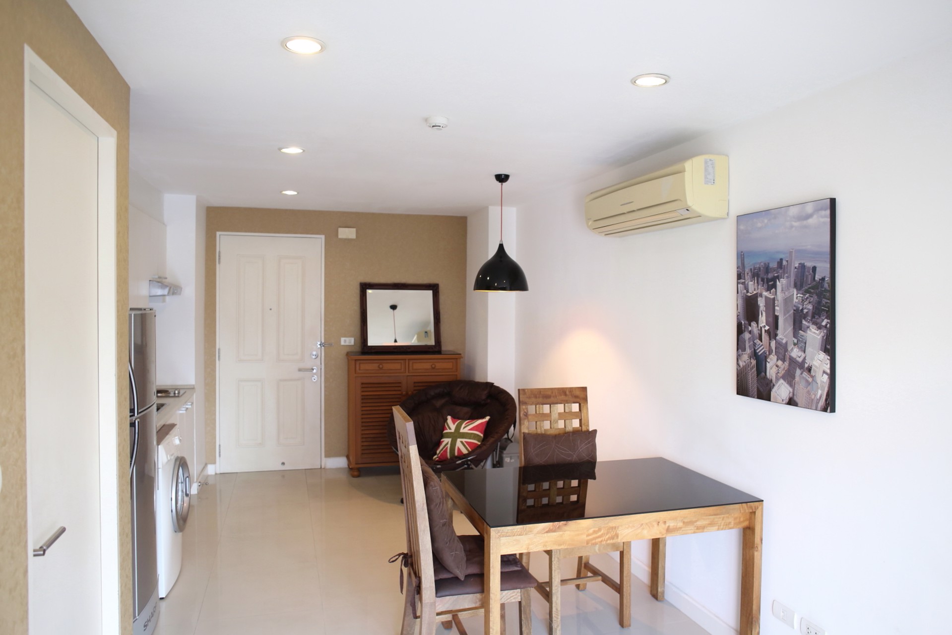 1-br-for-rent-the-clover-thonglor-residence-เดอะ-โคลเวอร์-ทองหล่อ-45sqm-fully-furnished