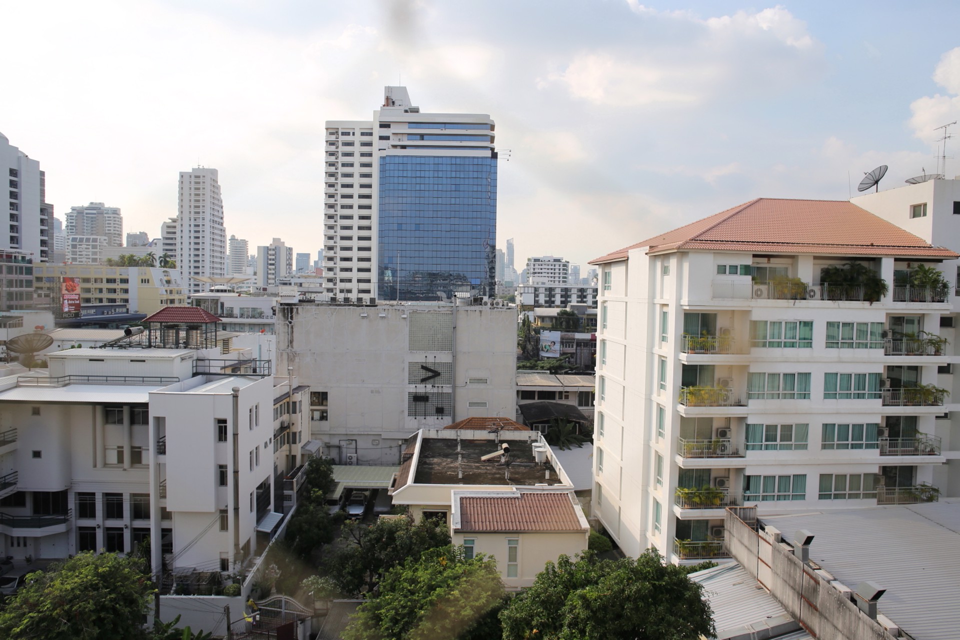 1-br-for-rent-the-clover-thonglor-residence-เดอะ-โคลเวอร์-ทองหล่อ-45sqm-fully-furnished