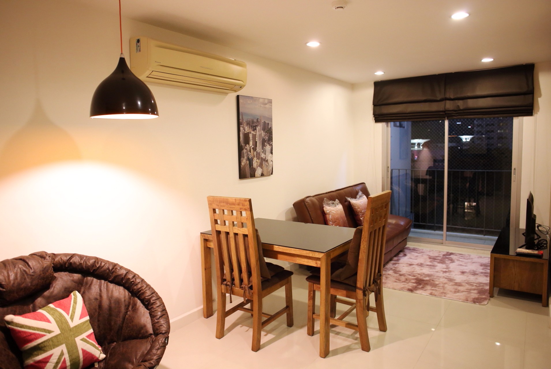 1-br-for-rent-the-clover-thonglor-residence-เดอะ-โคลเวอร์-ทองหล่อ-45sqm-fully-furnished