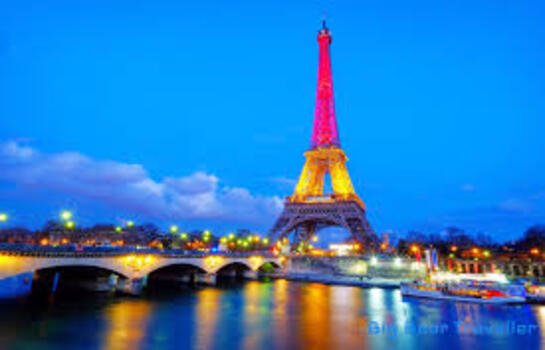 อาคารพาณิชย์-ตึกแถว-คอนกรีต-ริมแม่น้ำเจ้าพระยา-พระนคร-ท่าเตียน