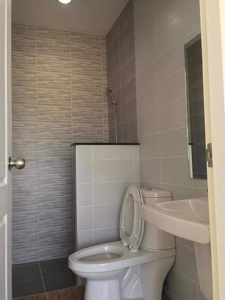 อาคารพาณิชย์ห้องมุม-สวย-ติดถนนใหญ่สุวินทวงค์