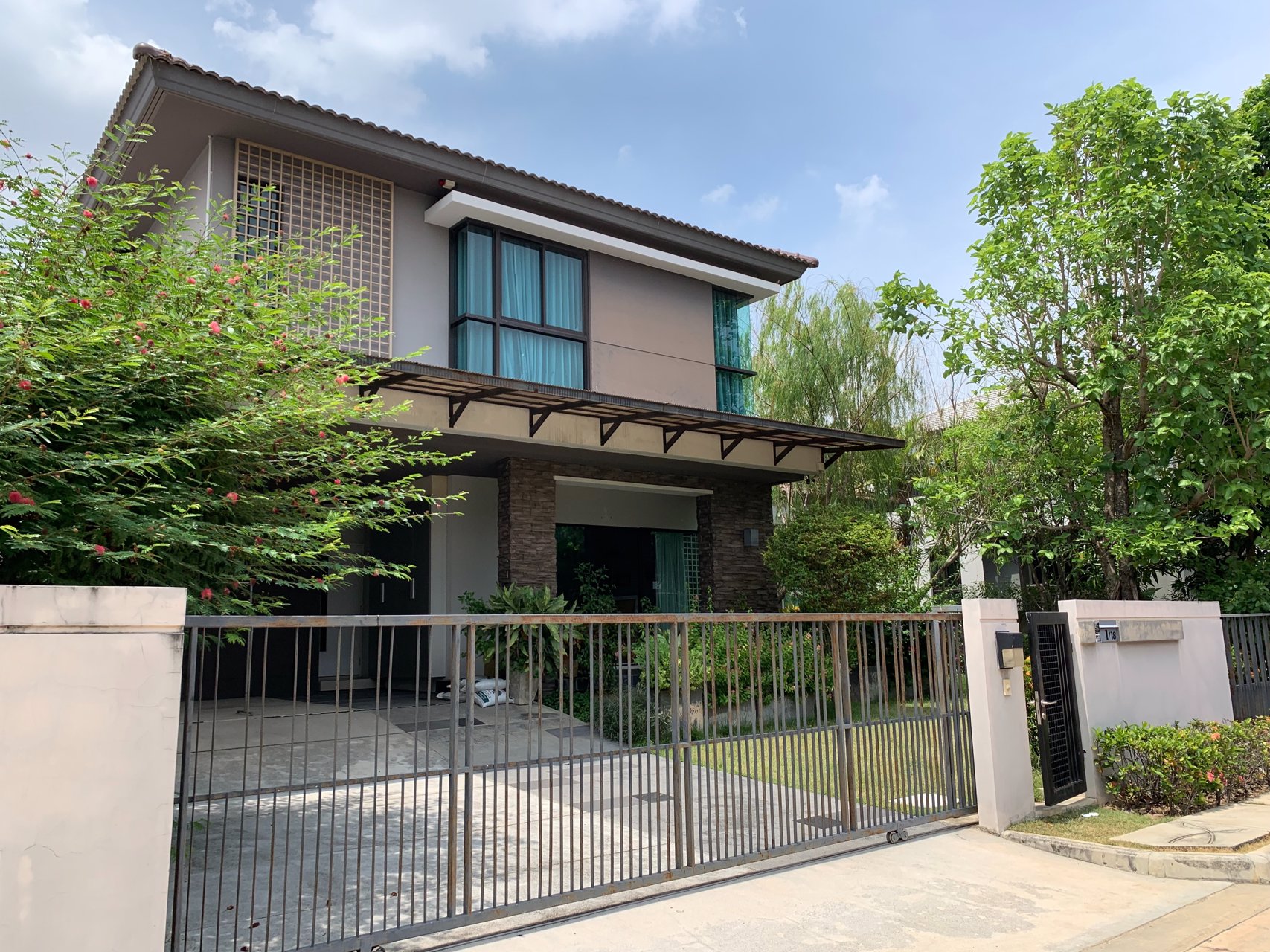 ขายบ้านเดี่ยว-หมู่บ้านมัณฑนา-เทียนทะเล-พระราม-2-tel-064-974-1695