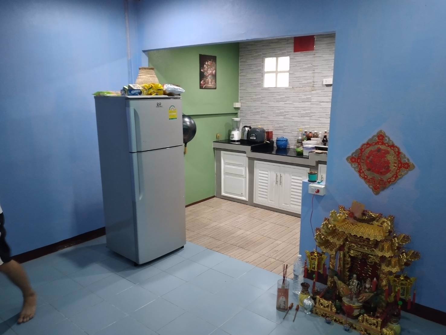 ขายทาวน์เฮ้าส์-16-ตารางวา-หมู่บ้านวีเคโฮม-tel-099-047-6444064-951-4296-โดม