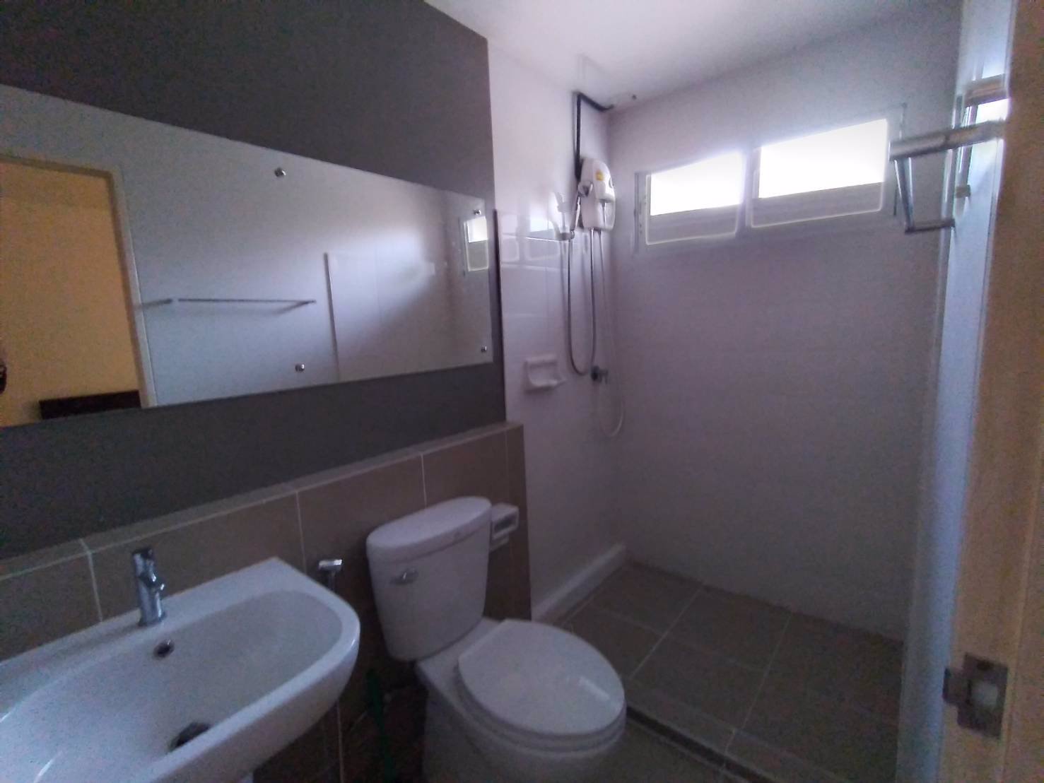 ขายทาวน์โฮม-วิลเลจจิโอ-18ตรว-tel-094-045-7914-064-974-1695