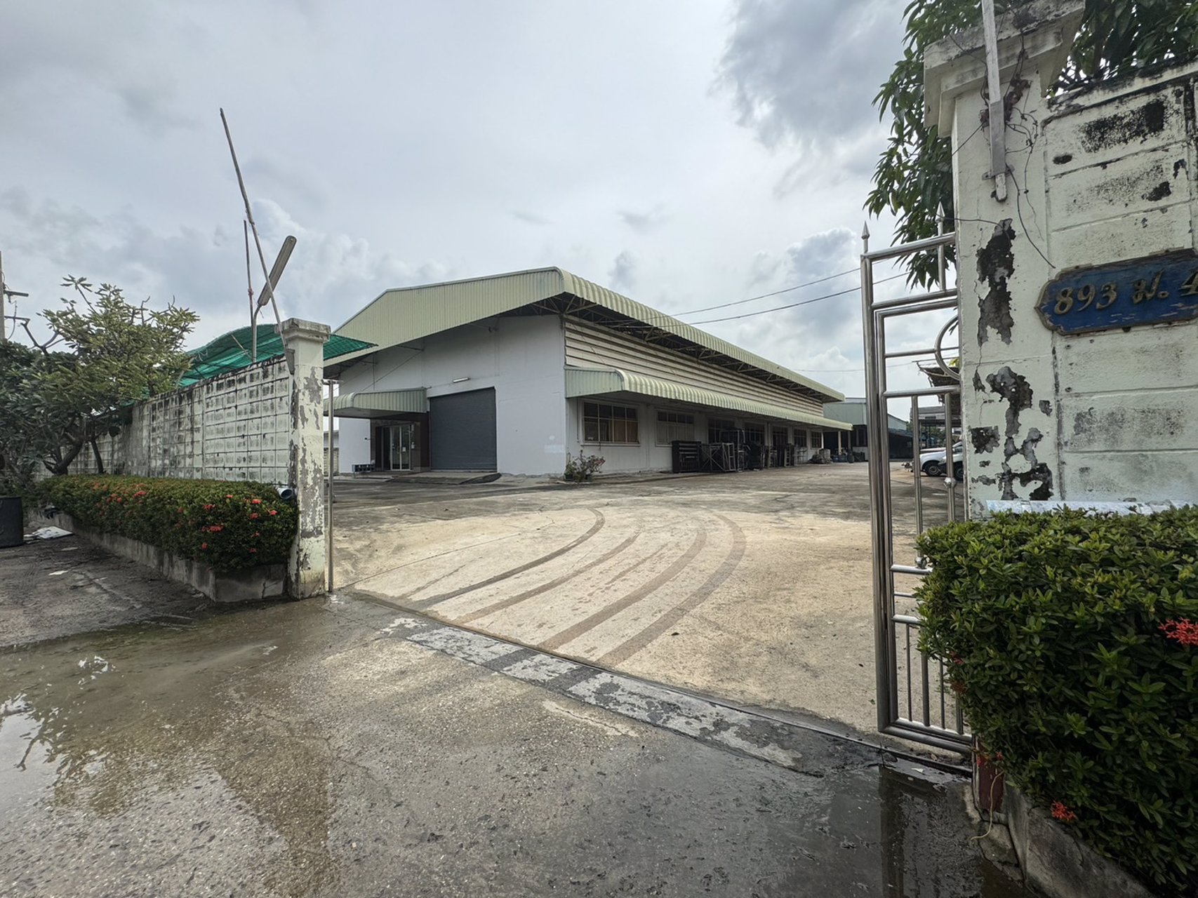 ขายที่ดินพร้อมออฟฟิศและโกดัง-ตท้ายบ้าน-อเมือง-จสมุทรปราการ-พื้นที่โซนสีม่วงลาย-