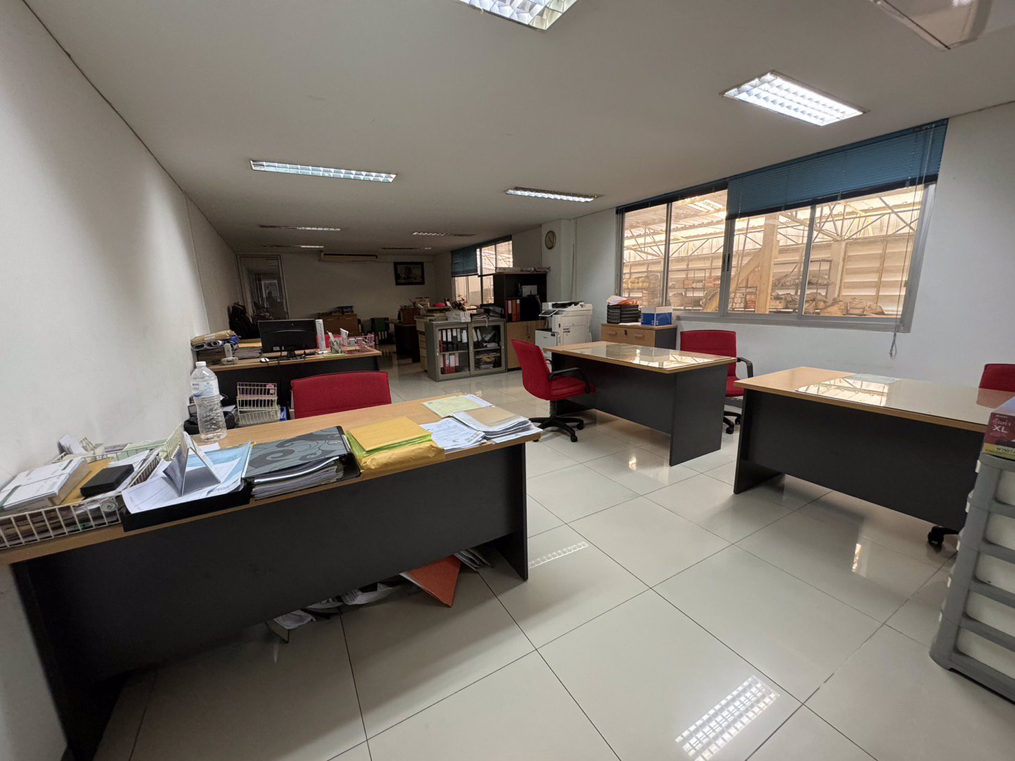 ขายที่ดินพร้อมออฟฟิศและโกดัง-ตท้ายบ้าน-อเมือง-จสมุทรปราการ-พื้นที่โซนสีม่วงลาย-