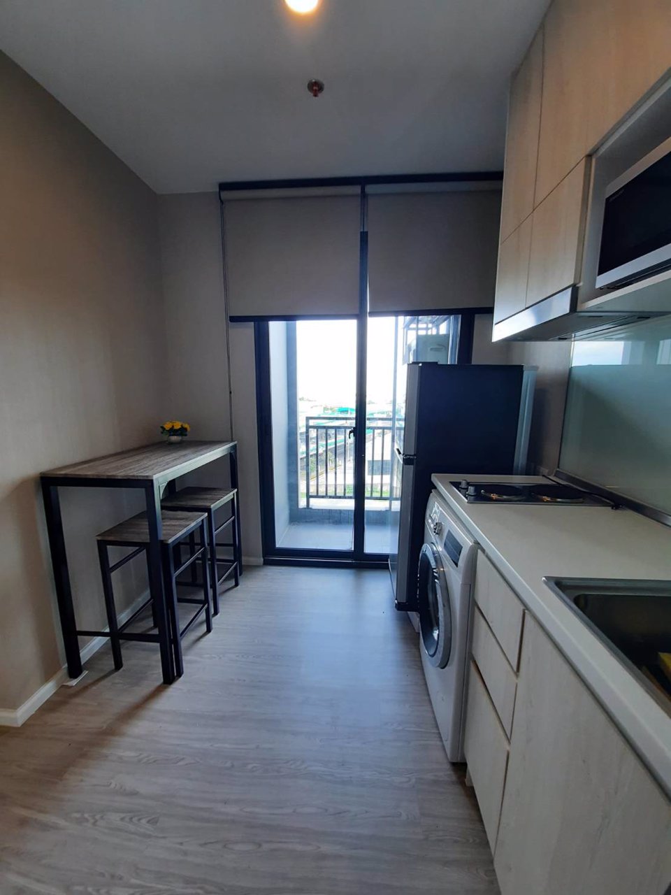 ให้เช่าคอนโด-เจดับบลิว-สเตชั่น-แอท-รามอินทรา-ห้องสวย-แต่งครบพร้อมอยู่-มีเครื่องซักผ้า-
