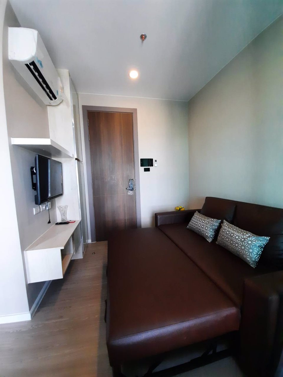 ให้เช่าคอนโด-เจดับบลิว-สเตชั่น-แอท-รามอินทรา-ห้องสวย-แต่งครบพร้อมอยู่-มีเครื่องซักผ้า-