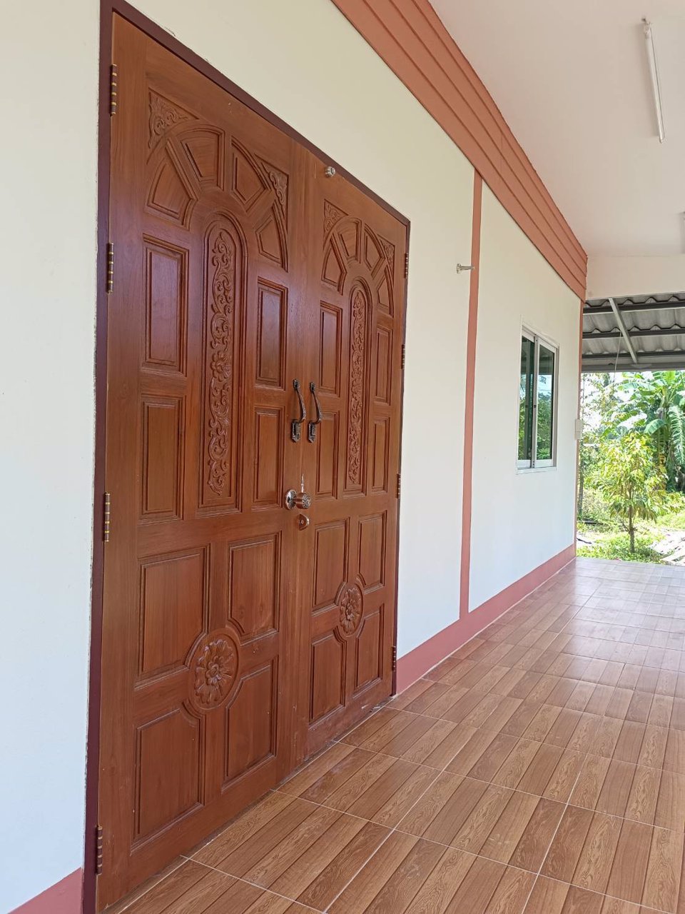 ขายบ้าน-ในเขตเทศบาล-อำเภอขลุง-จันทบุรี-ติดถนนคอนกรีต-อยู่ในชุมชนอากาศดี