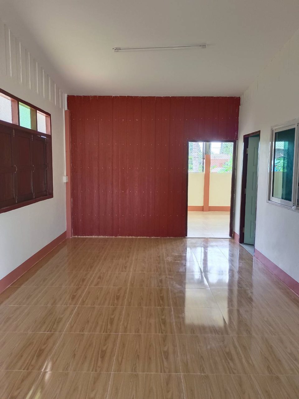 ขายบ้าน-ในเขตเทศบาล-อำเภอขลุง-จันทบุรี-ติดถนนคอนกรีต-อยู่ในชุมชนอากาศดี