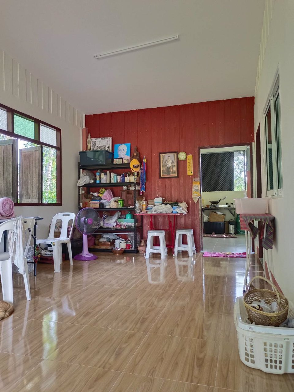 ขายบ้าน-ในเขตเทศบาล-อำเภอขลุง-จันทบุรี-ติดถนนคอนกรีต-อยู่ในชุมชนอากาศดี