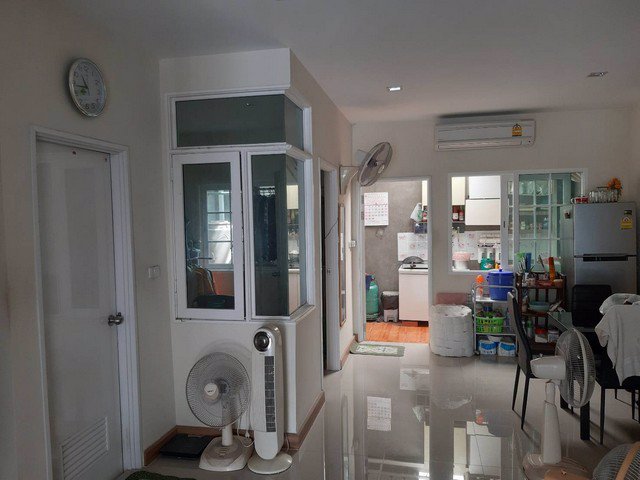 ขายทาวน์เฮ้าส์-โกลเด้นท์-ทาวน์-อ่อนนุช-พัฒนาการ-ราคาเพียง-3-300-000-ล้านบาท