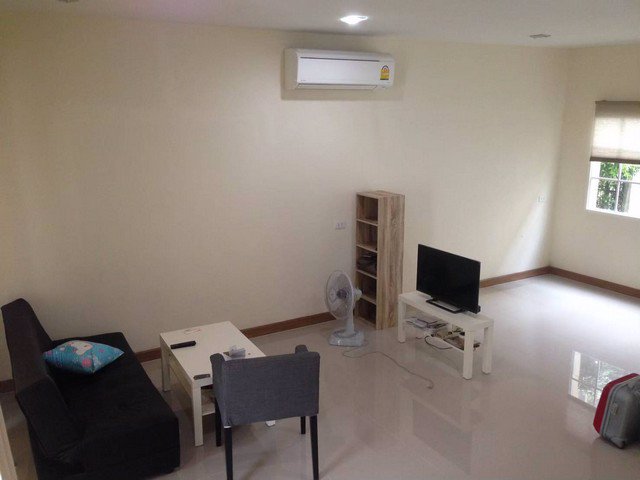 ขายทาวน์เฮ้าส์-โกลเด้นท์-ทาวน์-อ่อนนุช-พัฒนาการ-หลังมุม-25-ตรม-ราคาเพียง-3-500-000-ล้านบาท