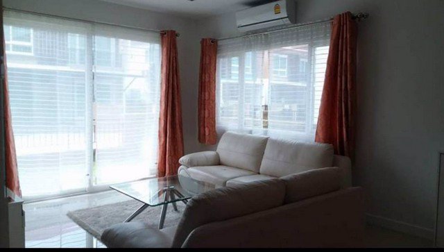 ขายบ้านแฝด-โกเด้นวิลเลจ-อ่อนนุชพัฒนาการ-ราคาเพียง-5300000-ล้านบาท