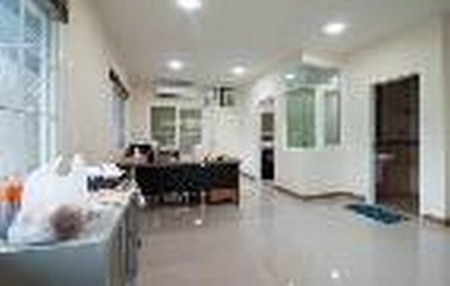 ขายด่วน-ทาวน์โฮม-3-ชั้น-golden-city-อ่อนนุช-พัฒนาการ-หลังมุม-ราคาเพียง-450-ล้านบาท