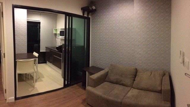 ให้เช่า-hallmark-งามวงศ์วาน-ราคา-7000-บาทวิวสระว่ายน้ำ