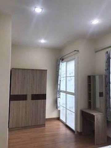 ให้เช่า-ทาวน์เฮ้าส์-2-ชั้น-ใหม่เอี่ยม-มgolden-town-วงศ์สว่าง-แคราย-14000