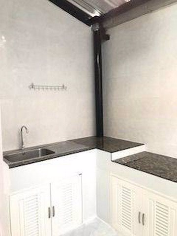 ให้เช่า-ทาวน์เฮ้าส์-2-ชั้น-ใหม่เอี่ยม-มgolden-town-วงศ์สว่าง-แคราย-14000