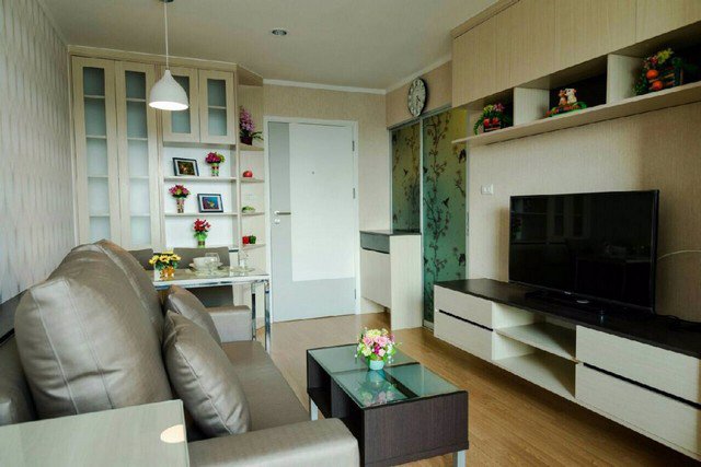 ห้เช่า-lumpini-place-srinakarin-huamark-station-เฟอร์นิเจอครบ-พร้อมเข้าอยู่-15000-บาท