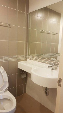 ถูกมากคอนโดลุมพินีเพลส-ศรีนครินทร์-หัวหมาก-ใกล้-แอร์พอร์ตลิงค์-สถานีหัวหมาก-เพียง-2300000