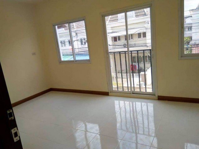 ขายทาวน์โฮมประเวศ-ดิเอ็กซ์คลูซีฟ-the-exclusive-townhome-อ่อนนุช-74-4-เขตประเวศ-ราคาถูก