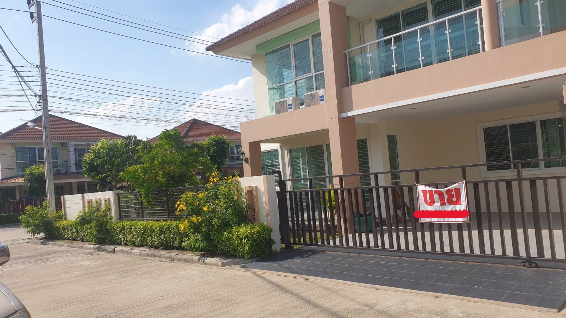 ขายบ้านเดี่ยว-2-ชั้น-หลังมุม-เนื้อที่-80-ตารางวา-หมู่บ้านชวนชมปาร์ค-2-ถนนบางกรวยไทรน้อย-ราคาพิเศษ-