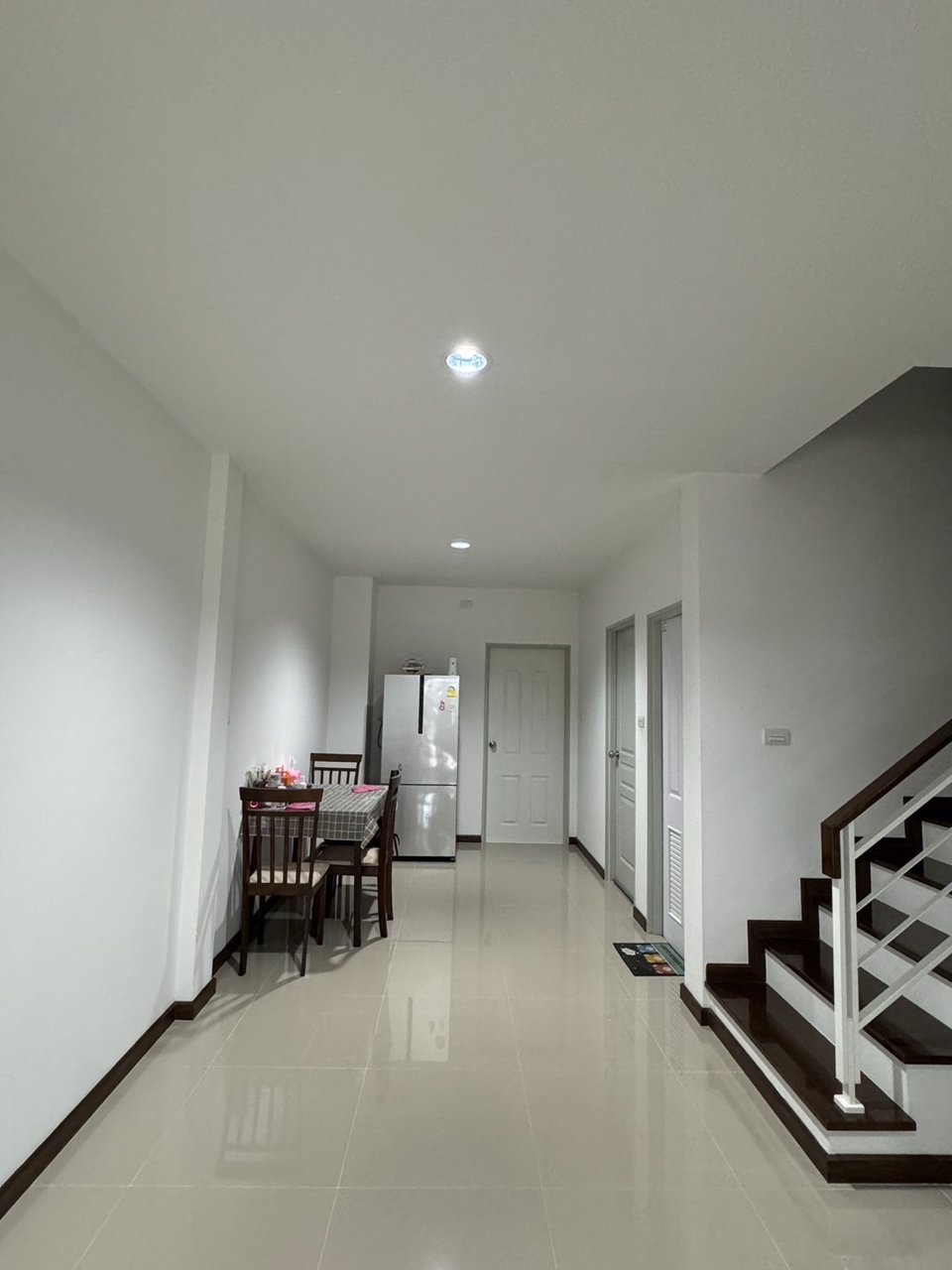 ขาย-ให้เช่า-ทาวน์เฮาส์-2-ชั้น-หมู่บ้าน-ซื่อตรงโคซี่-คลอง-6-ธัญบุรี