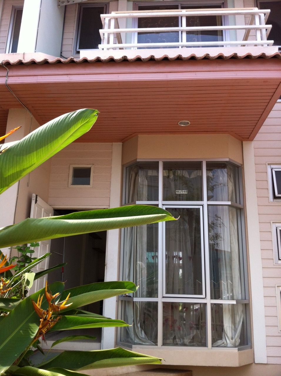 ทาว์เฮาส์-3-ชั้น-พร้อมอยู่-120-ตรม-ให้เช่า