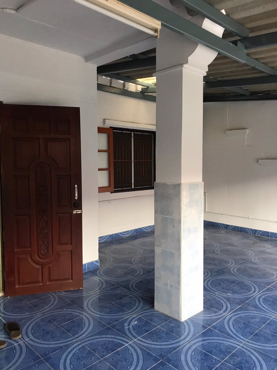 ขายทาวน์เฮาส์-ขายพร้อมผู้เช่า