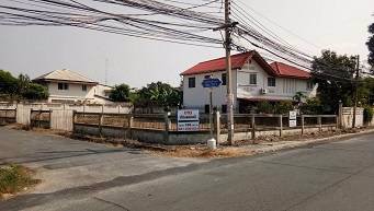 ด่วน-ขายถูก-ที่ดิน-สวยมากในหมู่บ้านบัวทอง