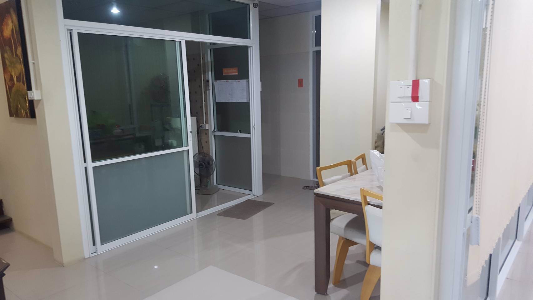 ด่วนขายถูก-ขายที่ดินพร้อมสำนักงาน