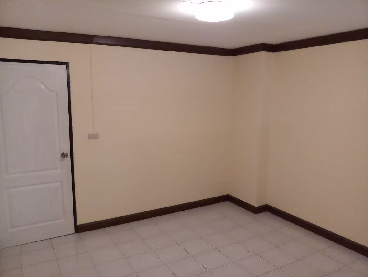 ขายคอนโด-ห้องสตูดิโอ-ขนาด-28-ตรม