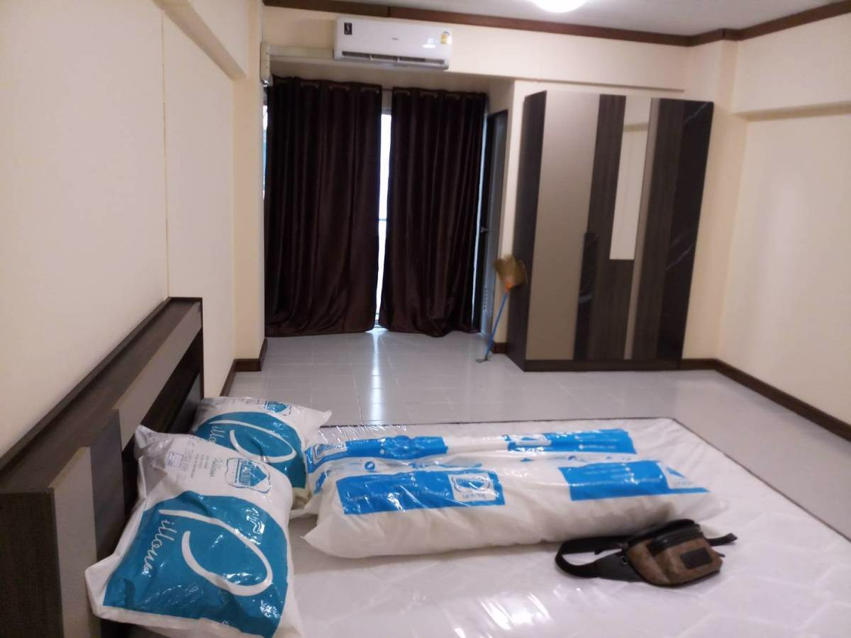 ขายคอนโดห้องสตูดิโอ-ขนาด-31-ตรม-ปรับปรุงใหม่ทั้งหมด-ทั้งทาสี-เปลี่ยนสุขภัณฑ์พร้อมเข้าอยู่