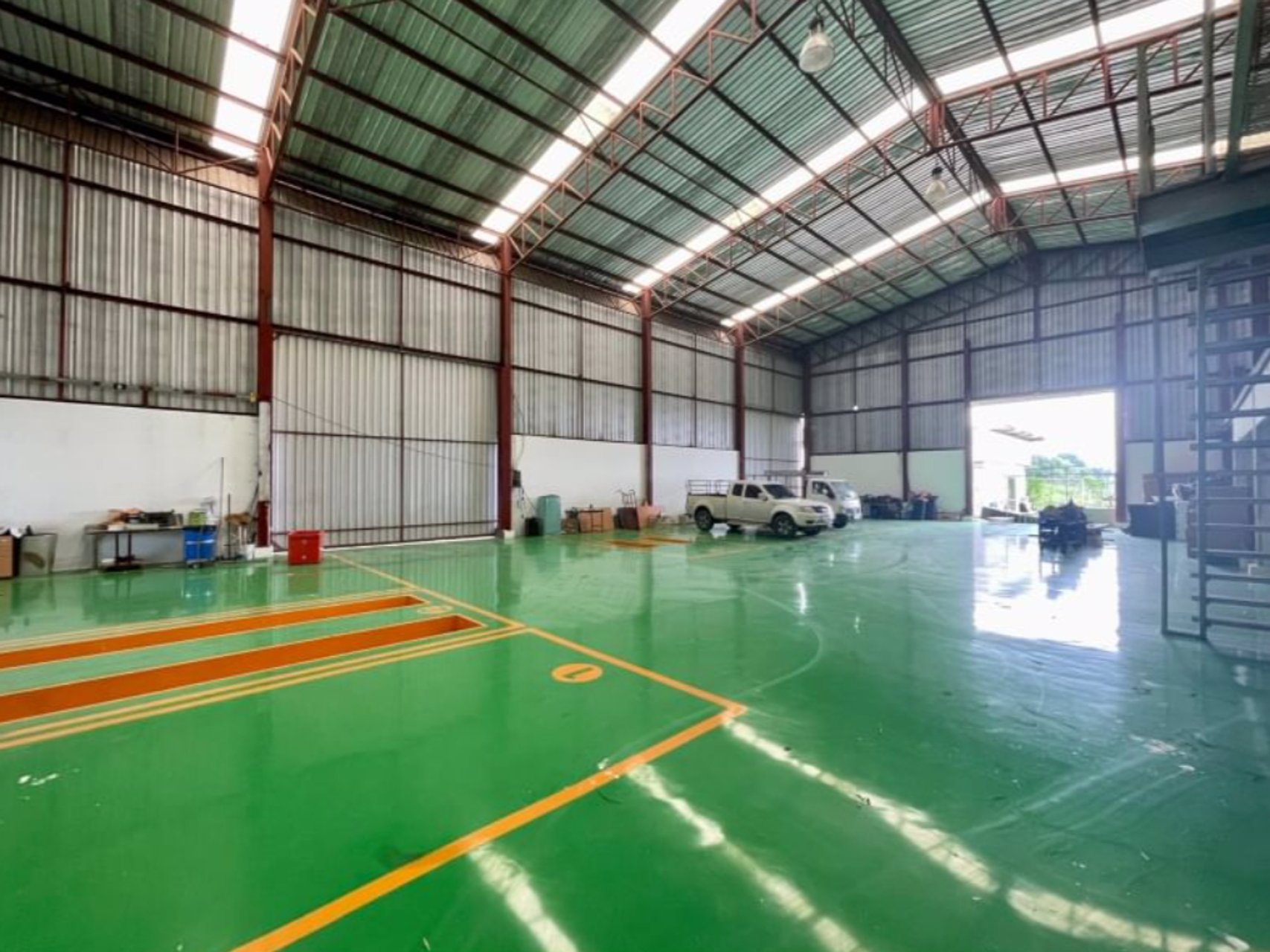 ขายด่วน-โกดัง-พร้อมออฟฟิศ-ขายโกดัง-ติดถนนเลียบคลองสาม-พร้อมออฟฟิศ-สามารถใช้งานต่อได้เลย