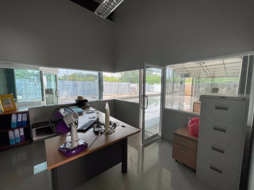 ขายด่วน-โกดัง-พร้อมออฟฟิศ-ขายโกดัง-ติดถนนเลียบคลองสาม-พร้อมออฟฟิศ-สามารถใช้งานต่อได้เลย