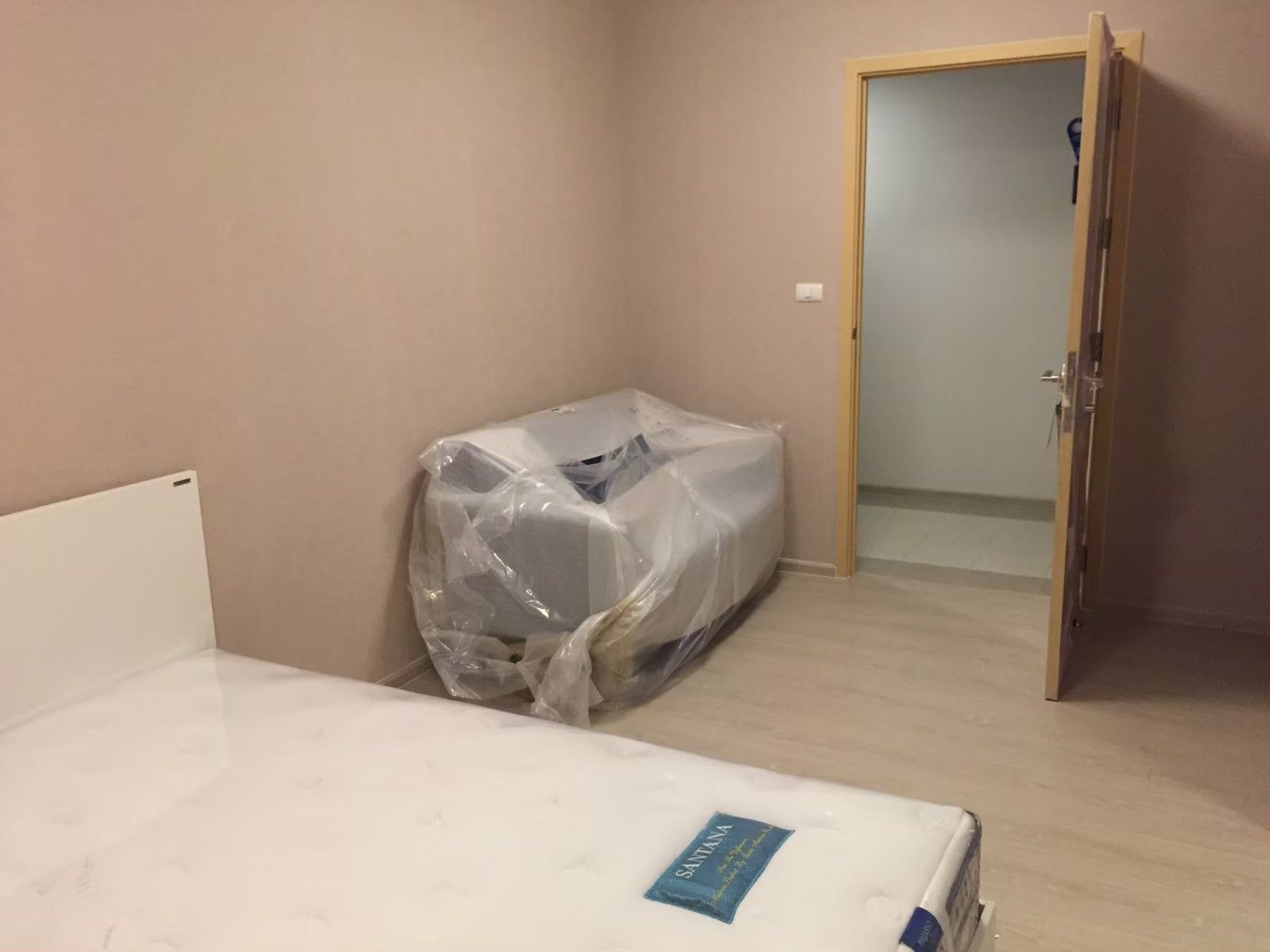 plum-condo-extra-ramaii-for-rent