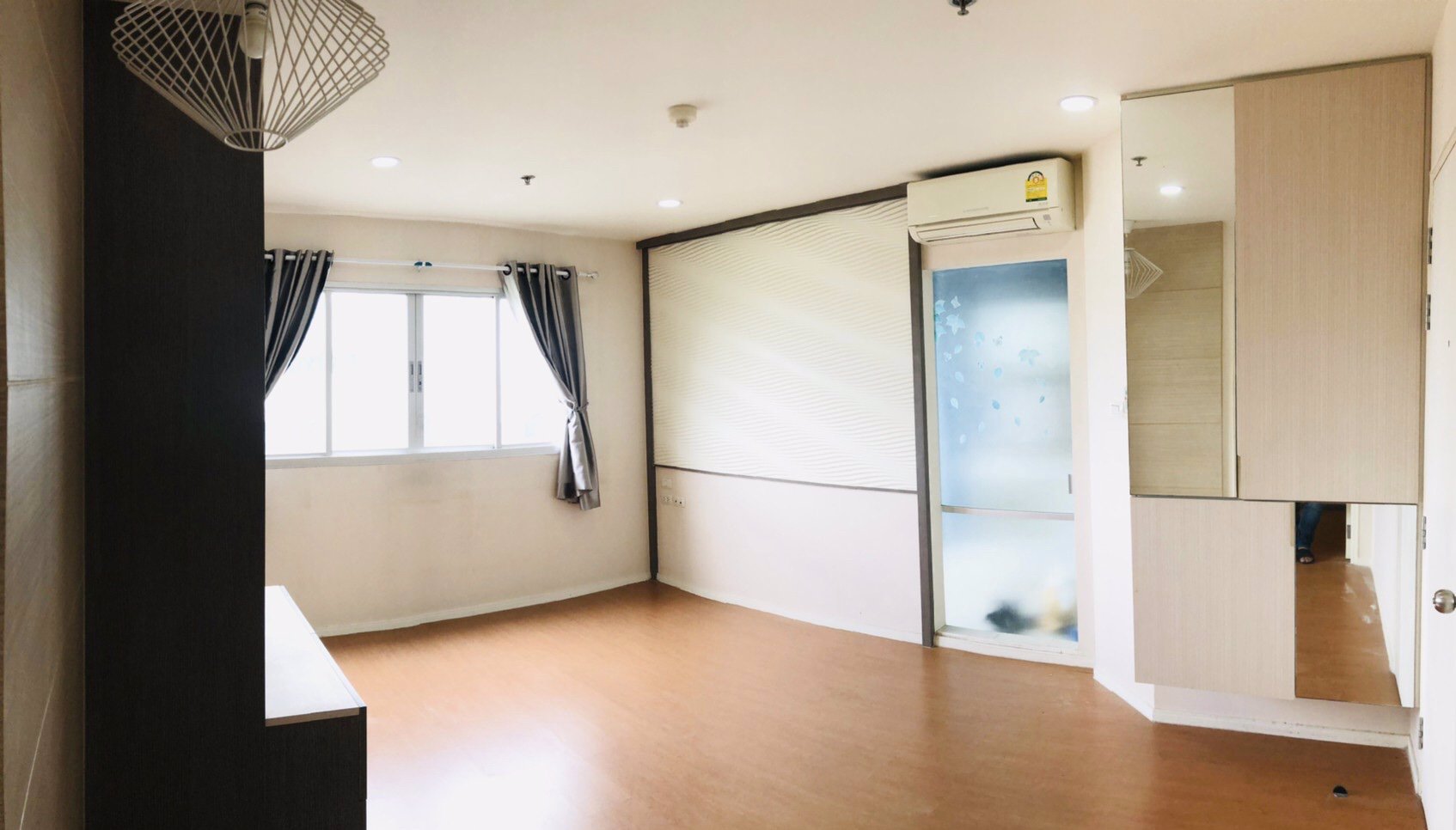 ขายถูก-คอนโดลุมพินีเมกะซิตี้บางนา-ตกแต่งสวย-เฟอร์นิเจอร์บิวท์อินทั้งหมด-พร้อมอยู่