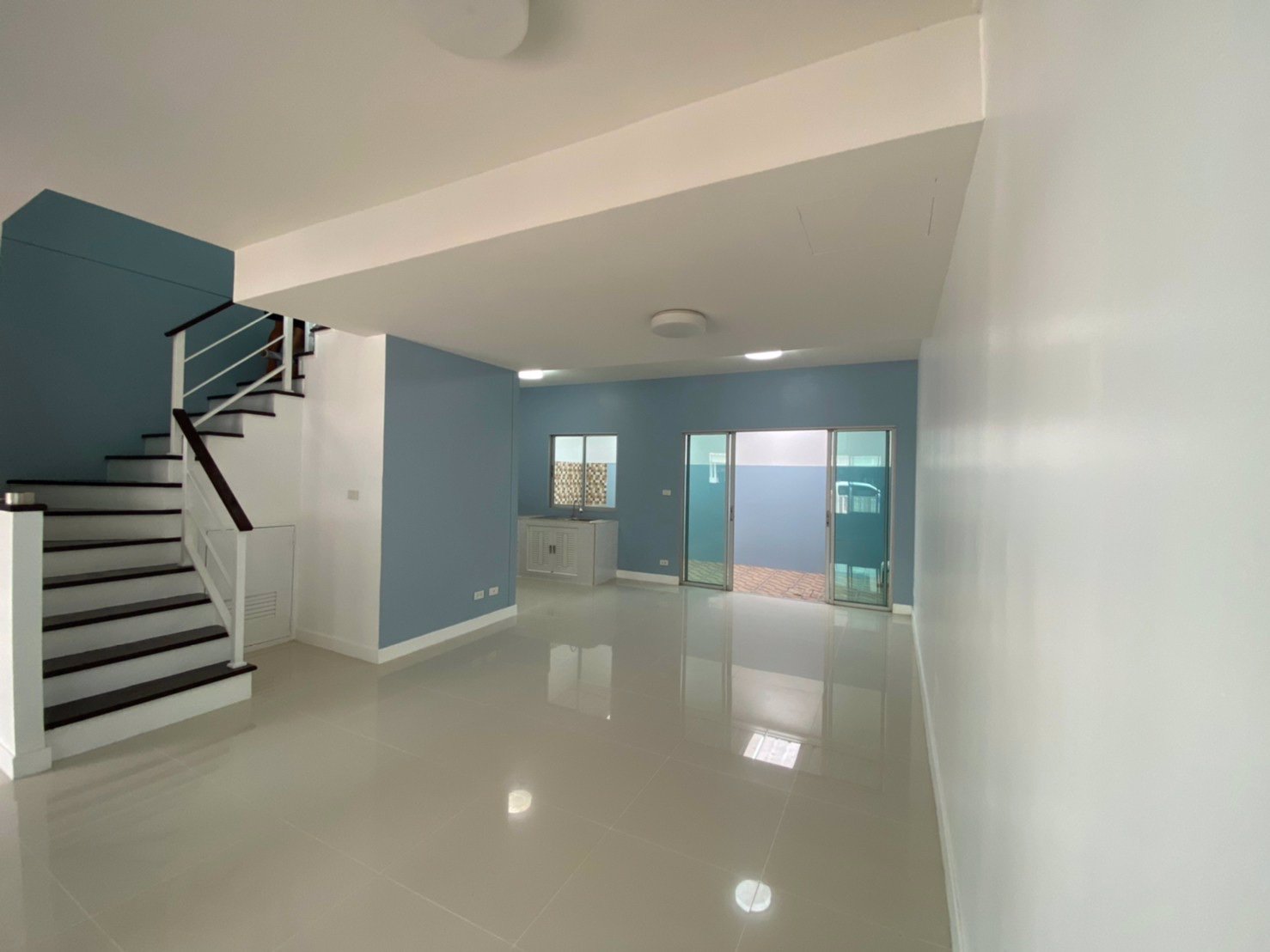 ขายถูกทาวน์เฮ้าส์-2-ชั้น-เดอะคอนเนค-22-รามอินทรา-มีนบุรี-ตกแต่งสวย-พร้อมอยู่