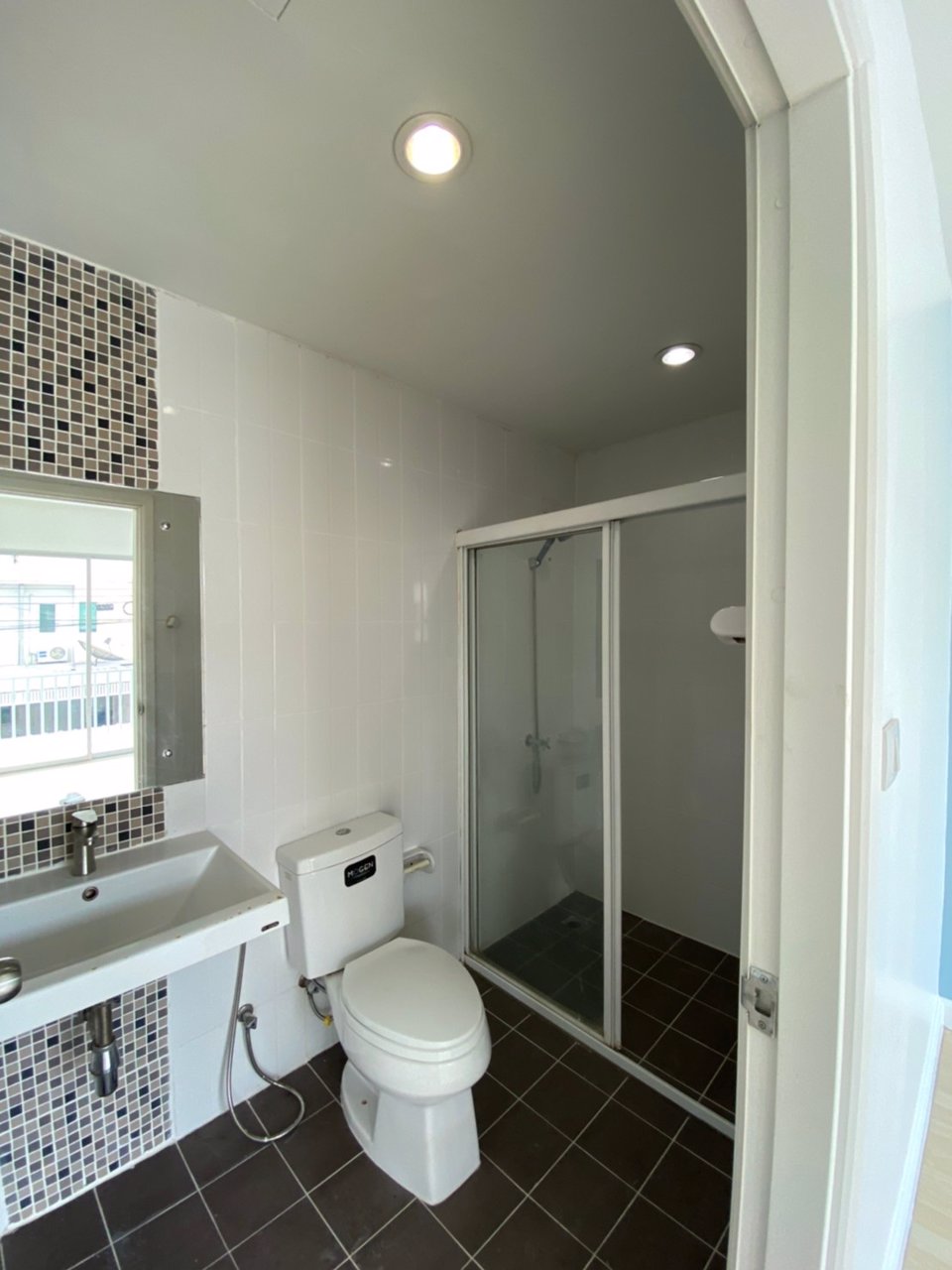 ขายถูกทาวน์เฮ้าส์-2-ชั้น-เดอะคอนเนค-22-รามอินทรา-มีนบุรี-ตกแต่งสวย-พร้อมอยู่